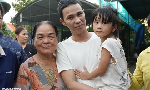 Vụ án "Gà lôi trắng": Hé lộ "danh tính" và thông tin về người bịt khẩu trang, chuyển tiền mua gà cùng chủ tài khoản đặt mua gà