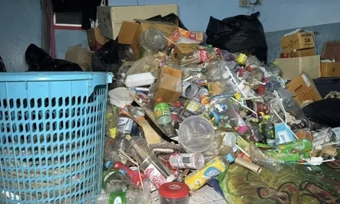 Bất ngờ với căn phòng trọ thuê của trai đẹp có vẻ ngoài hoàn hảo