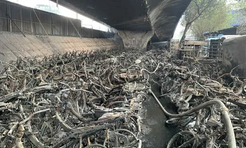 Hà Nội lệnh "xóa sổ" các bãi xe vi phạm dưới gầm cầu