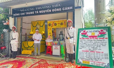 Bộ trưởng Bộ Công an quyết định truy thăng cấp bậc hàm với thiếu tá hy sinh khi bắt tội phạm