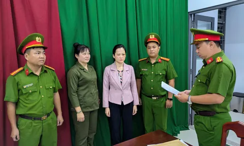 Lời khai của bà chủ phòng khám nha khoa Tuyết Chinh hành hung khách hàng: Diễn biến vừa qua là 1 phần mâu thuẫn