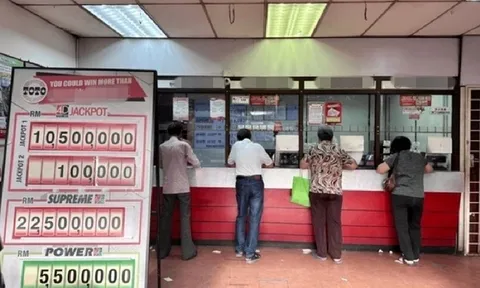 Mua vé số theo dãy số đuôi của 2 cuộc gọi lừa đảo, một bà nội trợ trúng độc đắc 38 tỷ đồng