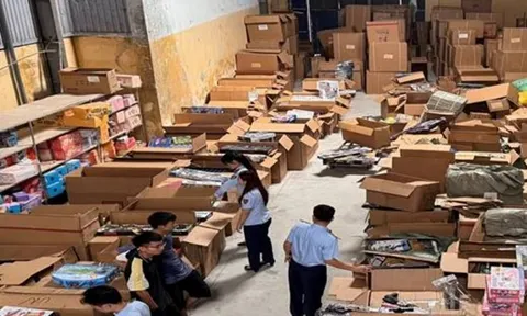 Ninh Bình: Phát hiện, tạm giữ hơn 3.000 sản phẩm đồ chơi trẻ em nhập lậu, không rõ nguồn gốc