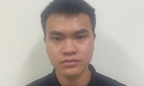 Tạm giữ hình sự "thư ký" của "tổng tài" trong vụ đánh nam nhân viên quán cà phê để điều tra