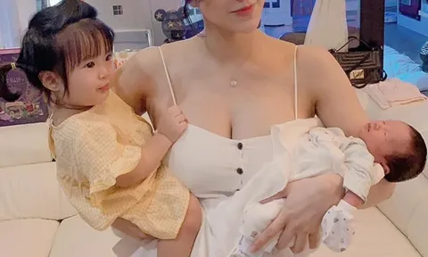 Sống ở nhà nội đại gia, con trai Diệp Lâm Anh mừng rỡ khi gặp mẹ và chị gái, cậu bé 6 tuổi bảnh bao hệt bố, học quốc tế 2 tỷ/năm