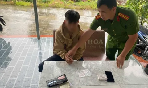 Bắt Nguyễn Hoàng Khang sinh năm 2005