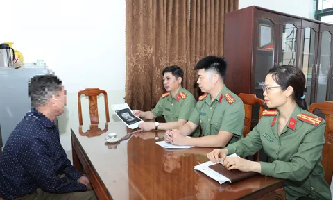 Triệu tập chủ tài khoản Facebook "Xuan Huong Pham"