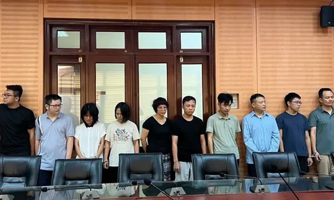 Danh tính 9 đồng phạm với Shark Bình cụ thể là những ai?