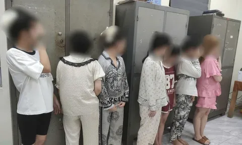 Công an ập vào quán karaoke Venus, sự thật bàng hoàng phơi bày cùng 18 nam thanh nữ tú