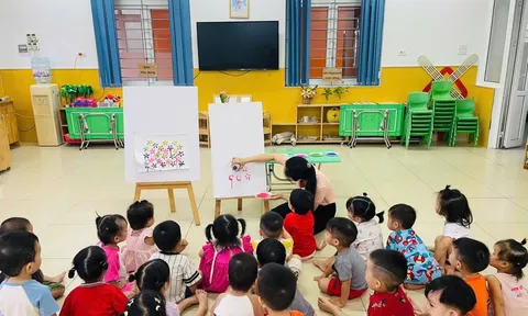 Quốc hội chốt bảng lương mới chính thức của Giáo viên mầm non từ 1/1/2026 bao gồm cả tiền lương và chế độ phụ cấp cao hơn so với đối tượng nào, ai cũng cần biết