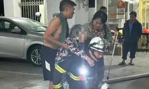 Cảnh sát thông tin chính thức vụ cháy tầng 4 chung cư ở Hà Nội