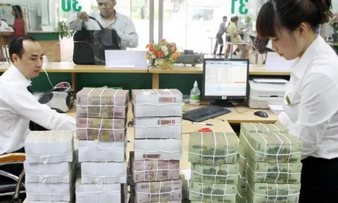 Từ 01/01/2026 Quốc hội chính thức thay thế 2.340.000 đồng bằng mức lương mới cao hơn ít nhất bao nhiêu lần trong công thức tính mức đóng bảo hiểm thất nghiệp tối đa của đối tượng khu vực công?