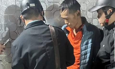 Tạm giữ hình sự Nguyễn Tiến Sinh