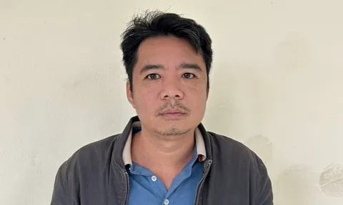 Khởi tố Đoàn Trung Thế