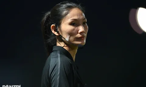 Thông tin đáng chú ý về nữ trọng tài khiến tuyển Việt Nam mất oan bàn thắng