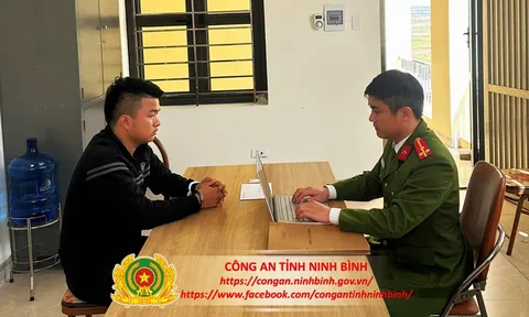 Bắt quả tang Nguyễn Văn Tiến làm điều phi pháp