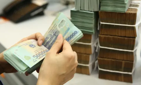 Chế độ nâng bậc lương trước thời hạn đối với cán bộ, công chức theo Thông tư 08 thế nào?