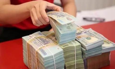 Từ 1/1/2026, bảng lương mới giáo viên có thể tăng hệ số lương và thêm hệ số đặc thù theo 2 dự thảo, cụ thể thế nào?