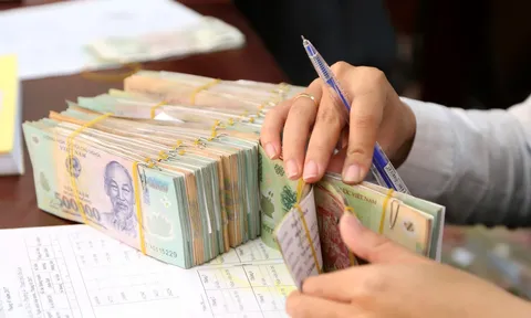 Đi làm ngày nghỉ Tết Âm lịch được nhận lương gấp mấy lần ngày thường? Có phải đóng thuế TNCN không?