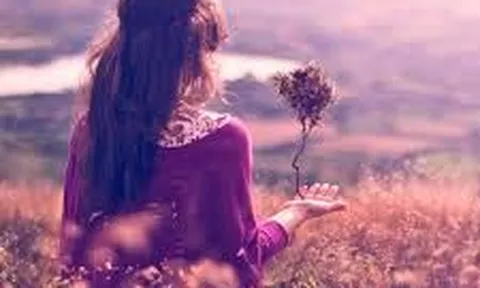 Ngày anh quay lưng bước đi, tôi cứ ngỡ trái đất này sụp đổ, không ngờ 3 năm sau cuộc sống lại nở hoa