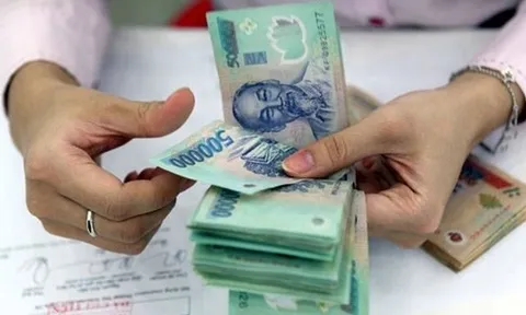 Mức tiền thưởng Tết Bính Ngọ tối thiểu của người lao động là bao nhiêu?