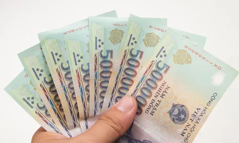 CBCCVC, NLĐ được hưởng từ 1.100.000 đồng/người đến 1.400.000 đồng/người, đây là khoản tiền gì và quy định cụ thể ra sao?