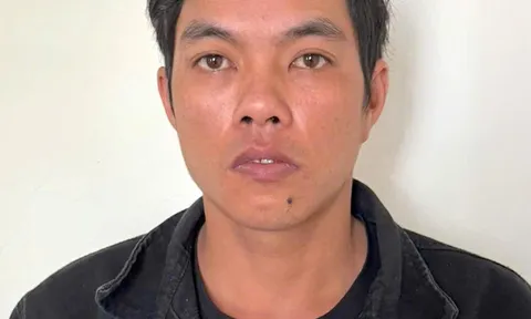 Võ Sư bị khởi tố