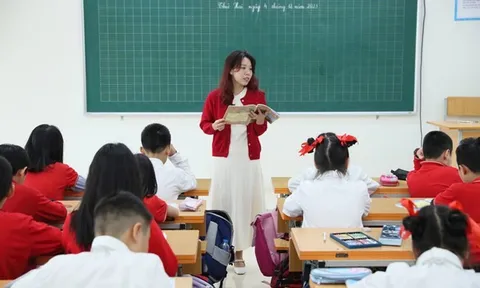 Từ năm 2026, áp dụng phụ cấp ưu đãi nghề 100% cho giáo viên khi công tác tại khu vực biên giới, hải đảo và những vùng nào tại Nghị quyết 248?