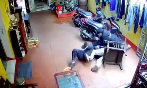 Clip dài hơn 2 phút ghi cảnh mẹ và con trai hành hung 2 phụ nữ: Công an Bắc Ninh nói gì?