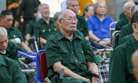 Tết Nguyên đán 2026: Hỗ trợ 1.000.000 đồng cho người hoạt động kháng chiến giải phóng dân tộc, bảo vệ Tổ quốc, làm nghĩa vụ quốc tế với nguồn kinh phí từ đâu theo Nghị quyết 26?