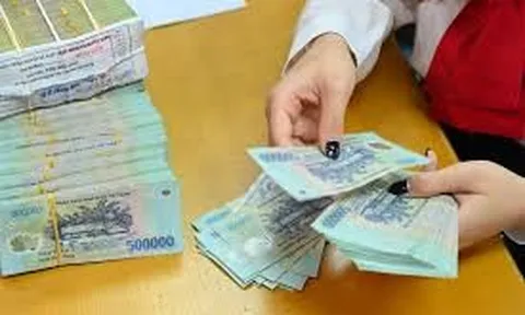 Công văn Bộ Nội vụ: 5 Bảng lương và 9 Chế độ phụ cấp mới của khu vực công năm 2026 được nghiên cứu đánh giá sự phù hợp, khả thi trình Trung ương xem xét theo Kết luận 83 và Công văn 12009 khi nào?