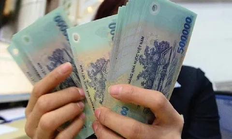 Kể từ năm 2026, NLĐ được tăng tiền lương ngừng việc trong những trường hợp nào sau khi Nghị định 293 quy định mức lương tối thiểu có hiệu lực?