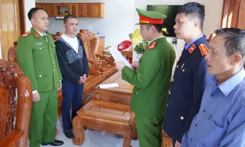 Khởi tố Nguyễn Minh Thảo cùng 2 người thô bạo với phụ nữ mang thai