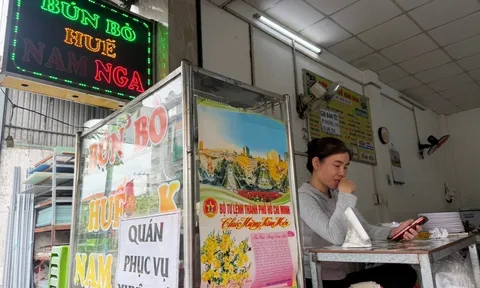 Nhận chuyển khoản 180 triệu đồng/3 tô bún, chủ quán vội vàng làm ngay điều này