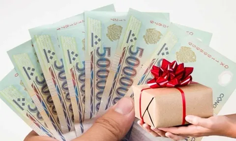 Điều chỉnh mức lương cơ sở cao hơn 2.340.000 đồng cho CBCCVC được Chính phủ thực hiện sau khi báo cáo Quốc hội xem xét điều gì theo Nghị định 73?