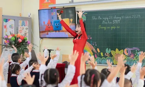 Áp dụng mức phụ cấp ưu đãi nghề 70% - 100% cho đội ngũ giáo viên từ đầu năm 2026 theo lộ trình do Chính phủ quy định khi giảng dạy ở đâu?