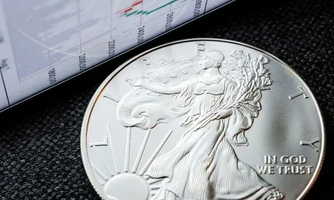 Sau phiên "rung lắc" đảo chiều, giá bạc tăng mạnh, vượt 88 triệu đồng/kg