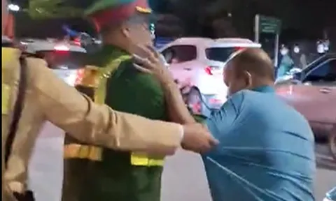 Danh tính tài xế vi phạm nồng độ cồn gây va chạm rồi tìm cách bỏ chạy ở Hà Nội