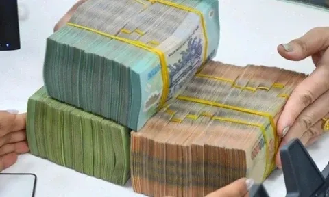 CV Thủ tướng Chính Phủ: Điều chỉnh lương cơ sở cao hơn 2.340.000 đồng cho CBCCVC (Khu vực công) theo Kết luận 206-KL/TW năm 2025 trong khoảng thời gian nào?