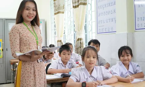 Lương giáo viên dự kiến lên đến hơn 17 triệu đồng từ 1/7/2026, cụ thể thế nào?