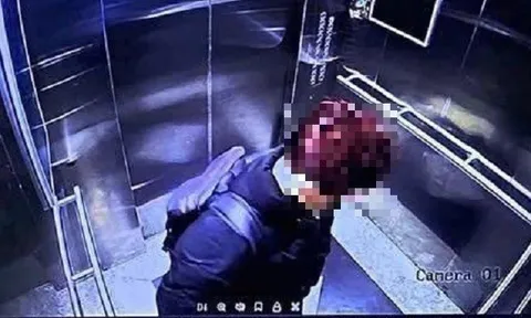 Nam thanh niên rơi từ tầng thượng chung cư ở Hà Nội, tử vong: Hé lộ hình ảnh đau nhói lòng trong thang máy