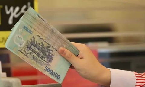 Ngoài tiền lương thì CBCCVC được nhận 2.220.000 đồng/tháng đến 1/7/2027 theo Nghị quyết 01 cho chi phí hỗ trợ gì?