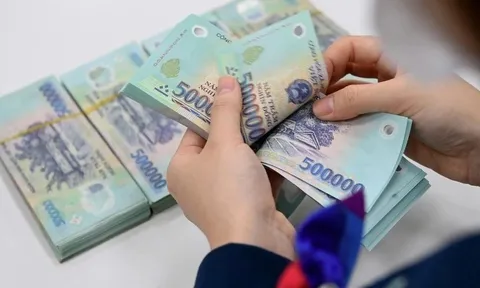 Từ 1/7/2026 tăng lương cơ sở từ 2.340.000 đồng lên 2.530.000 đồng cho toàn bộ đối tượng khu vực công theo Dự thảo Nghị định ra sao?