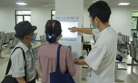 Nếu lương cơ sở tăng 8% thì mức đóng bảo hiểm y tế cụ thể là bao nhiêu?