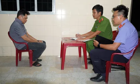 Tạm giữ hình sự Cang Nhật Phong