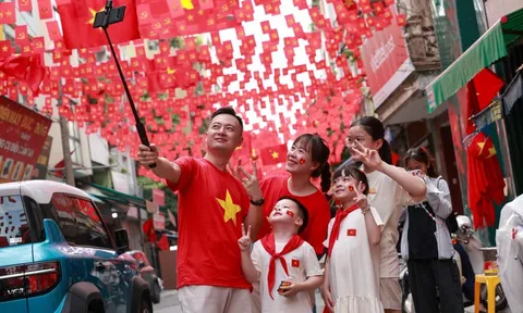 Kéo dài 9 ngày lịch nghỉ lễ Giỗ tổ Hùng Vương 2026, 30/4 và 1/5/2026 cho người lao động từ ngày 25/4/2026 đến hết ngày 03/5/2026 trong trường hợp nào?