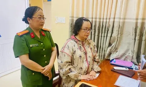 Người đàn ông "không qua ải mỹ nhân" 43 tuổi, mất ngay 4,5 tỉ đồng