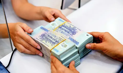 Tiền ăn trưa, ăn giữa ca 730.000 đồng/tháng không còn mốc tính thuế TNCN áp dụng từ khi nào?