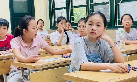 Tuyển sinh lớp 1, lớp 6 tại Hà Nội: Những điều nhất định cha mẹ không thể bỏ qua