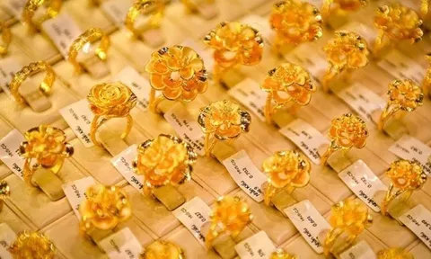 Giá vàng ngày 1/4: Đồng loạt tăng mạnh, mức tăng cao nhất 1,1 triệu đồng/lượng